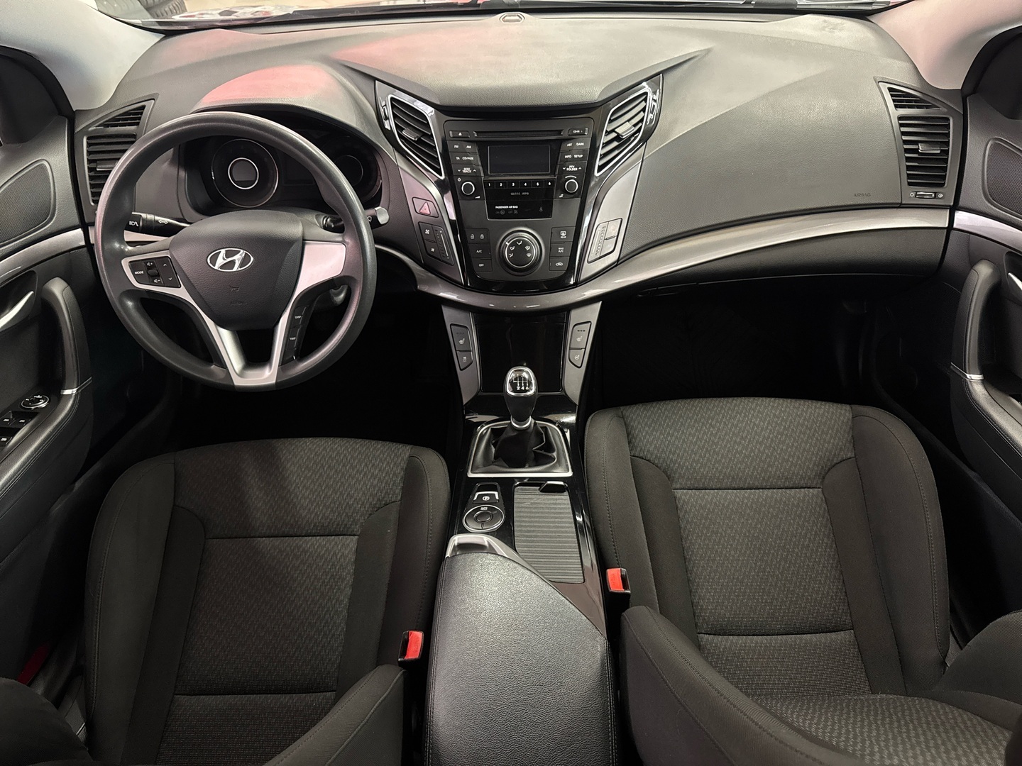 HYUNDAI i40 Sedan 2015