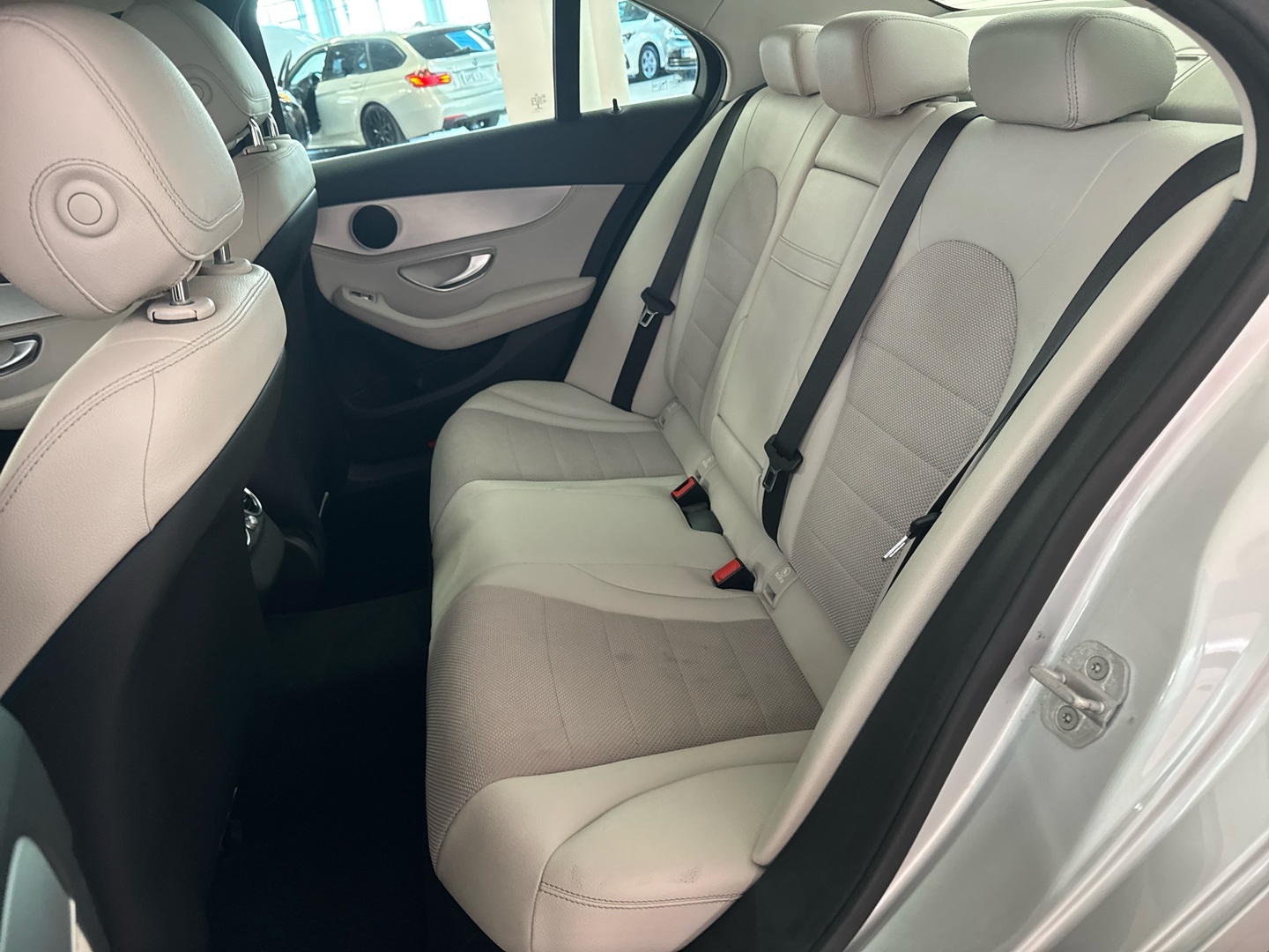 MERCEDES-BENZ C 2016