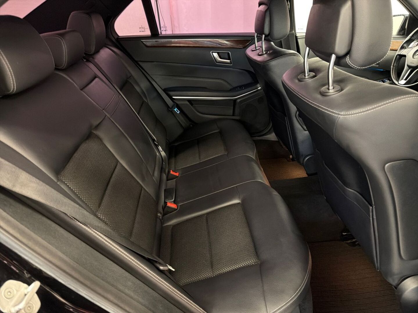 MERCEDES-BENZ E 2013