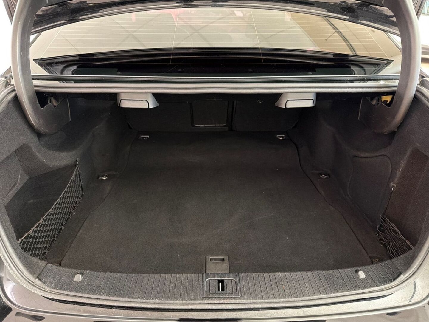 MERCEDES-BENZ E 2013