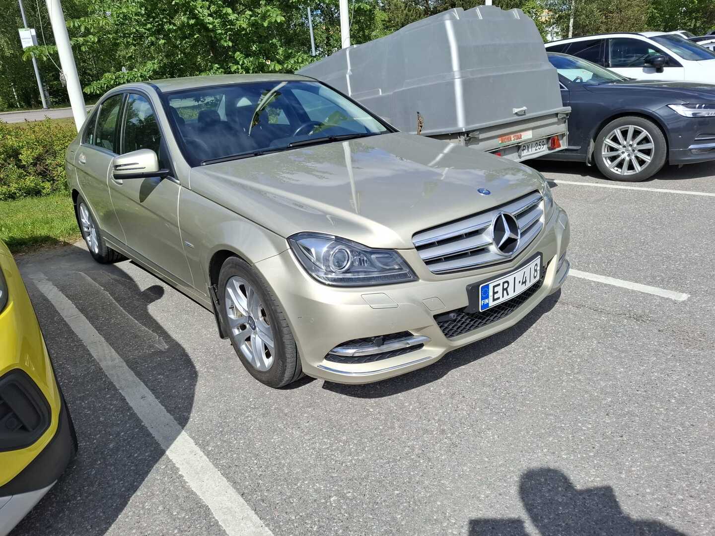 MERCEDES-BENZ C 2012