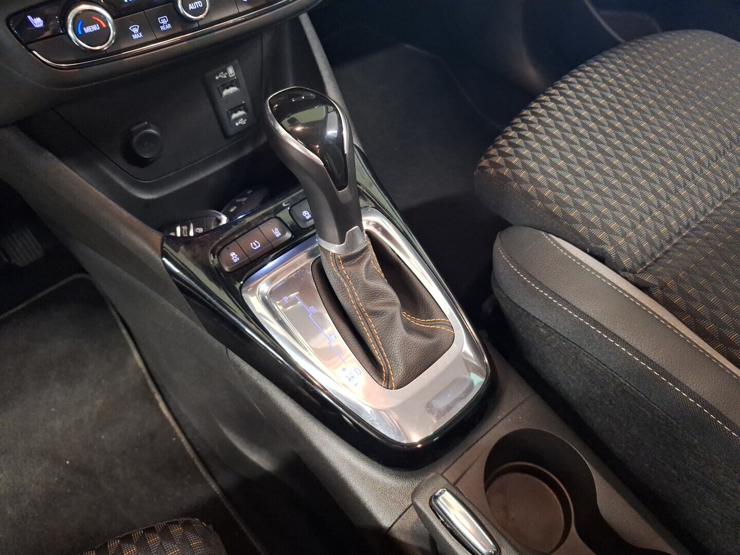 OPEL Crossland X 2020