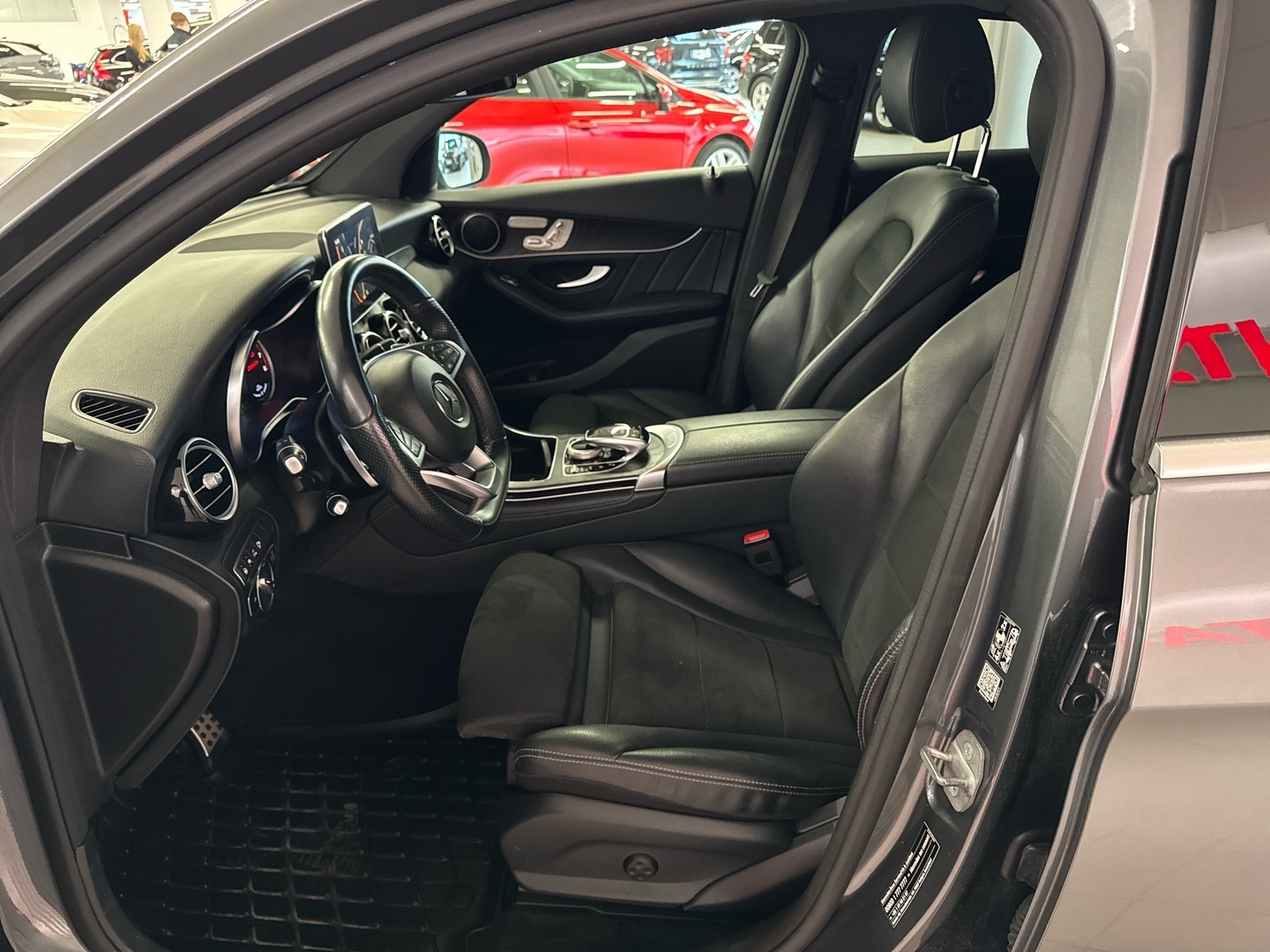 MERCEDES-BENZ GLC 2018