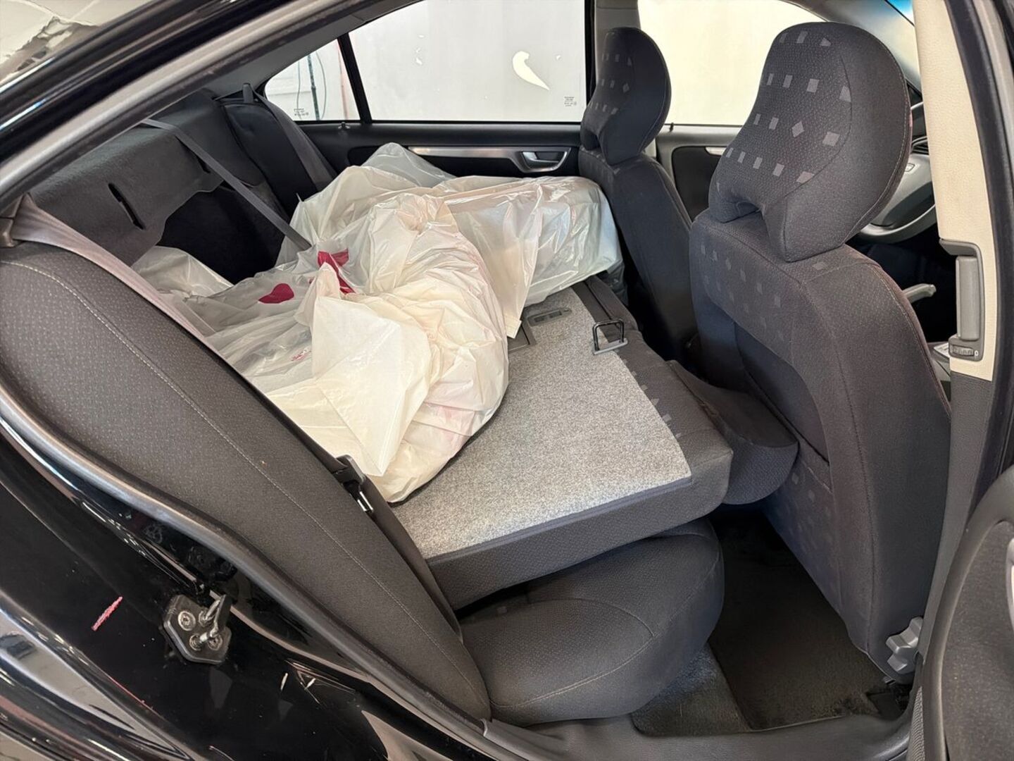 VOLVO S60 13