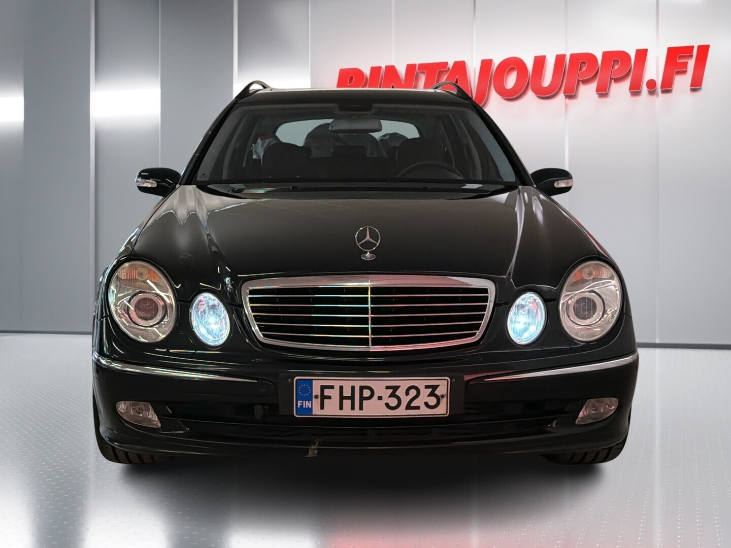 MERCEDES-BENZ E 2004