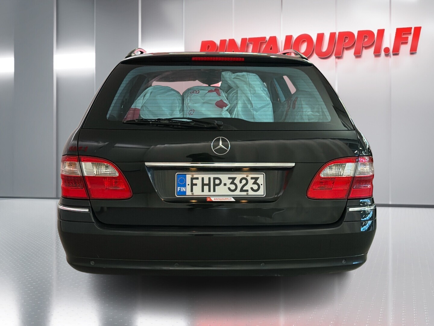 MERCEDES-BENZ E 2004