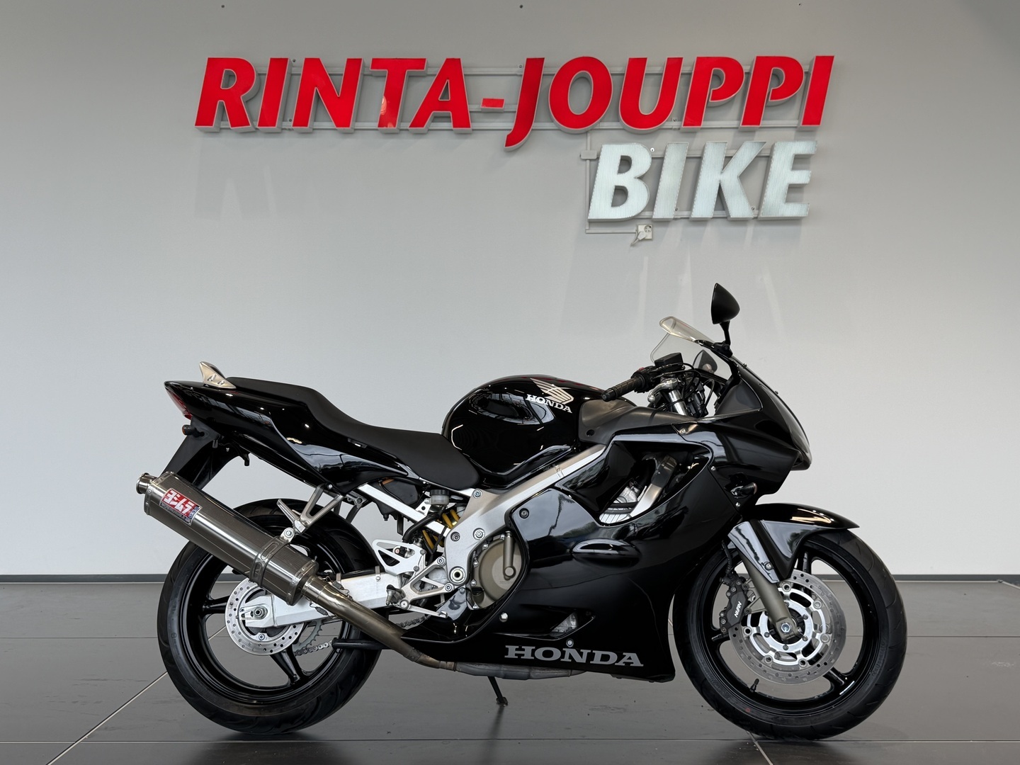 HONDA CBR 2005