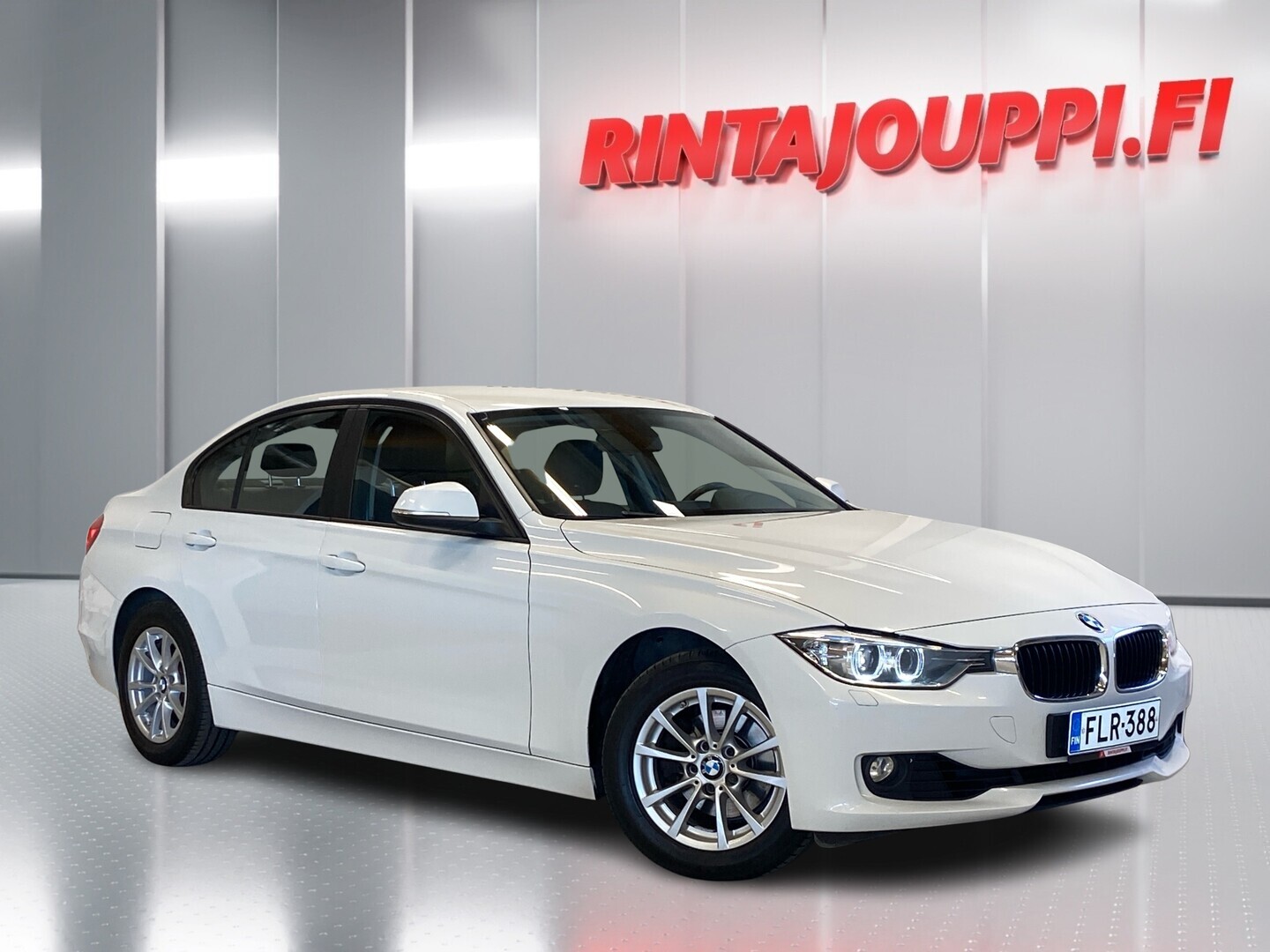BMW 320 2015