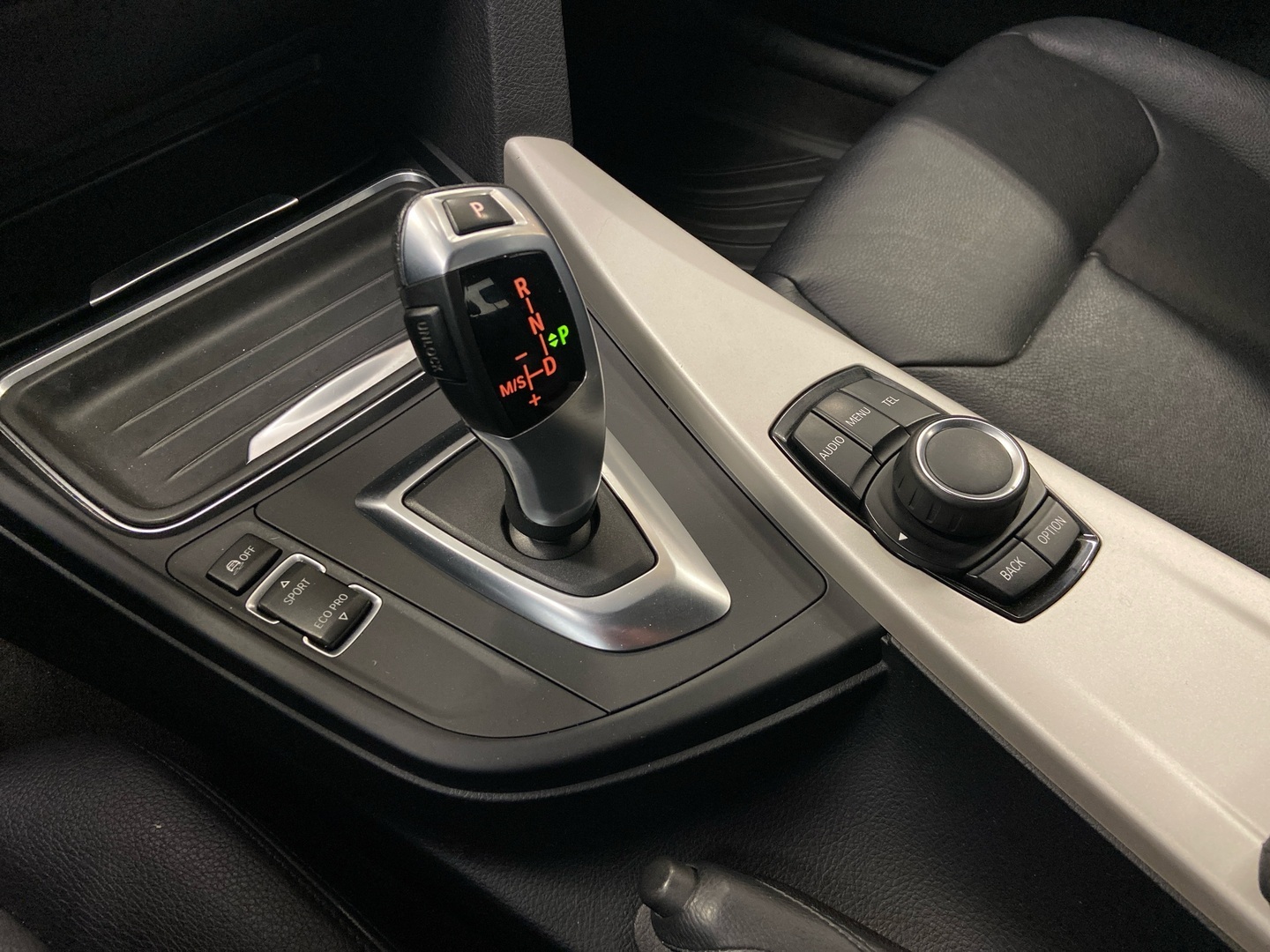 BMW 320 2015