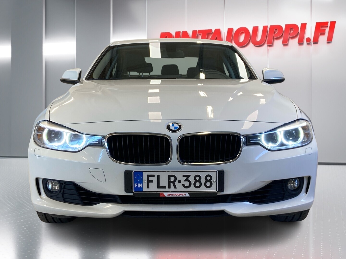 BMW 320 2015