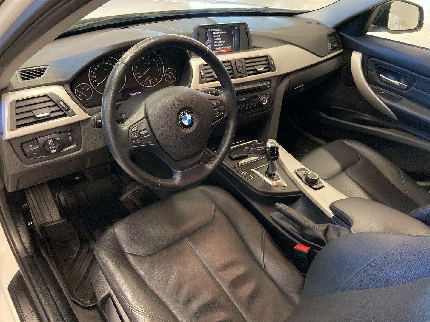 BMW 320 2015