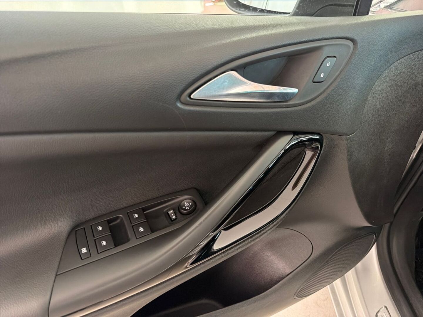 OPEL Astra 2016