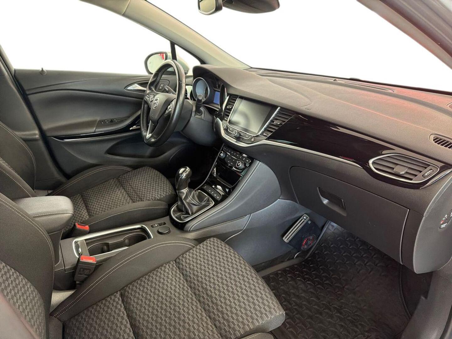 OPEL Astra 2016