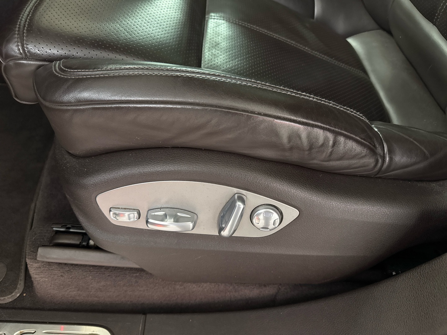 PORSCHE Cayenne 2015