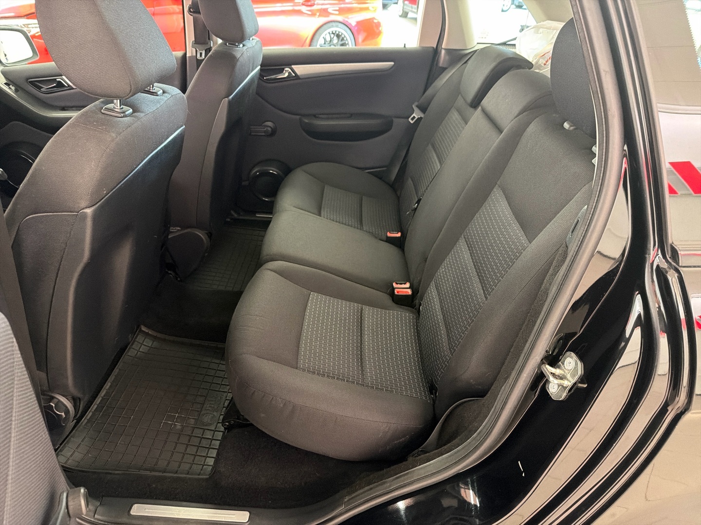 MERCEDES-BENZ B 2009