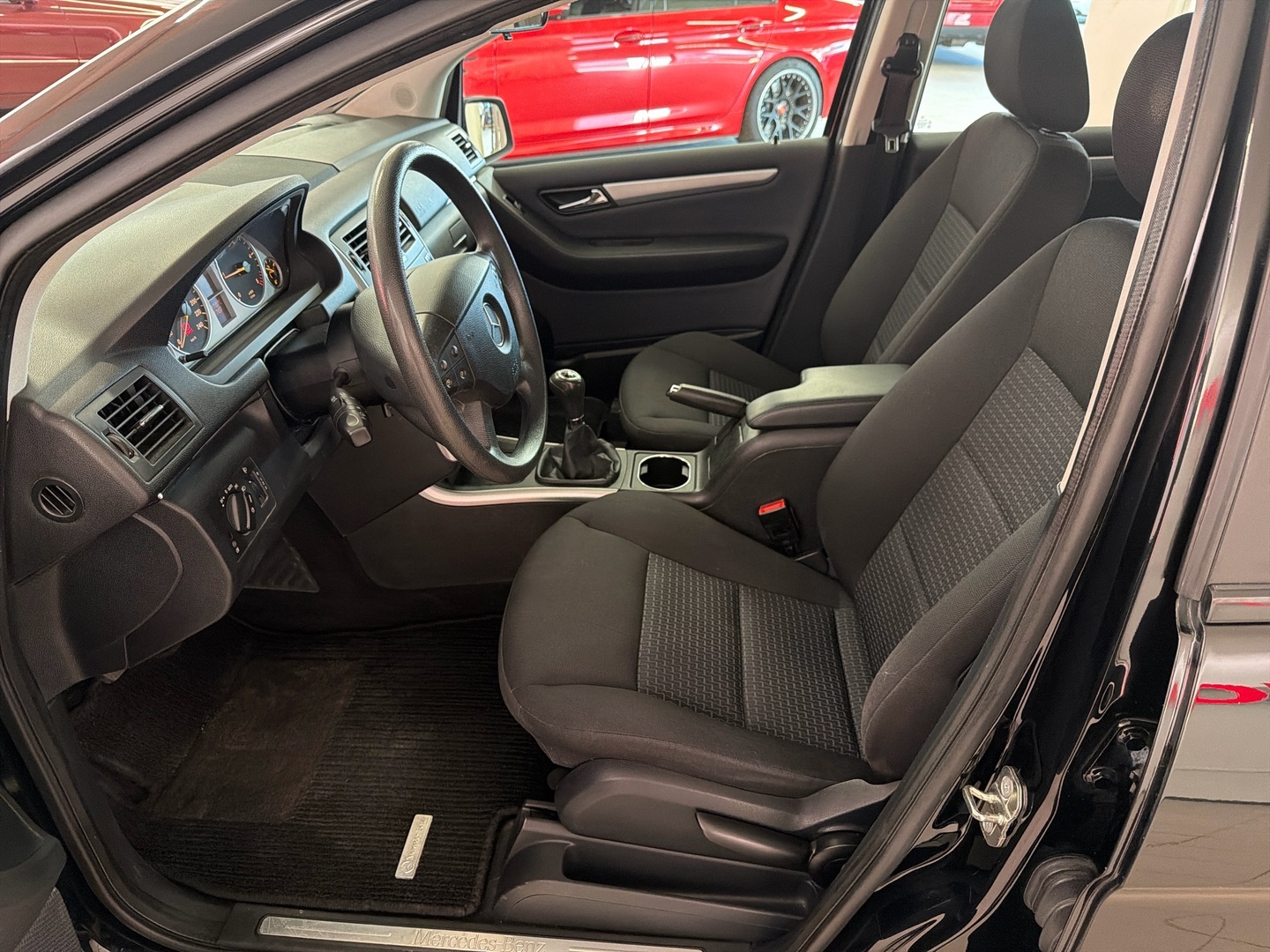 MERCEDES-BENZ B 2009