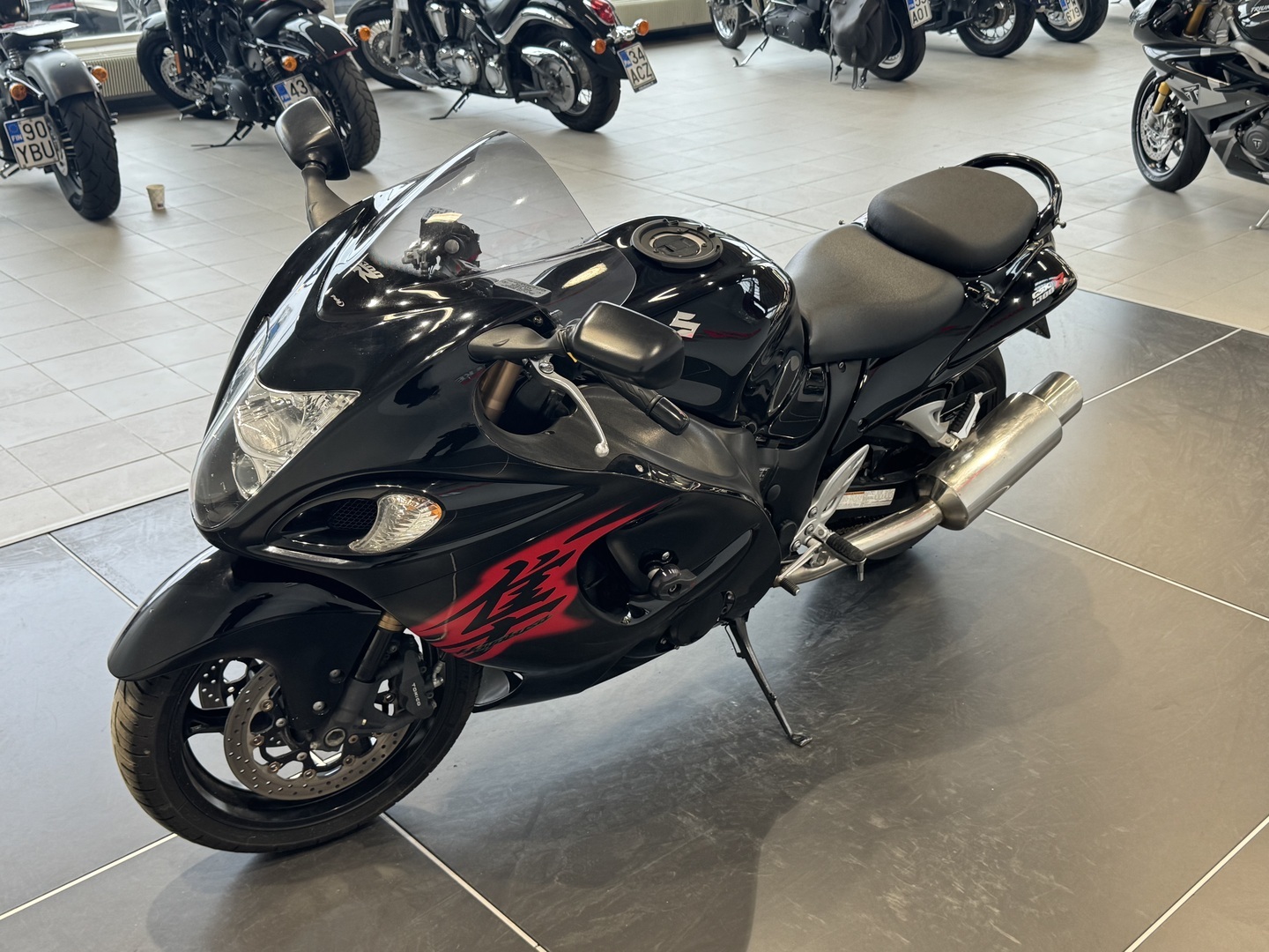 SUZUKI GSX 2011