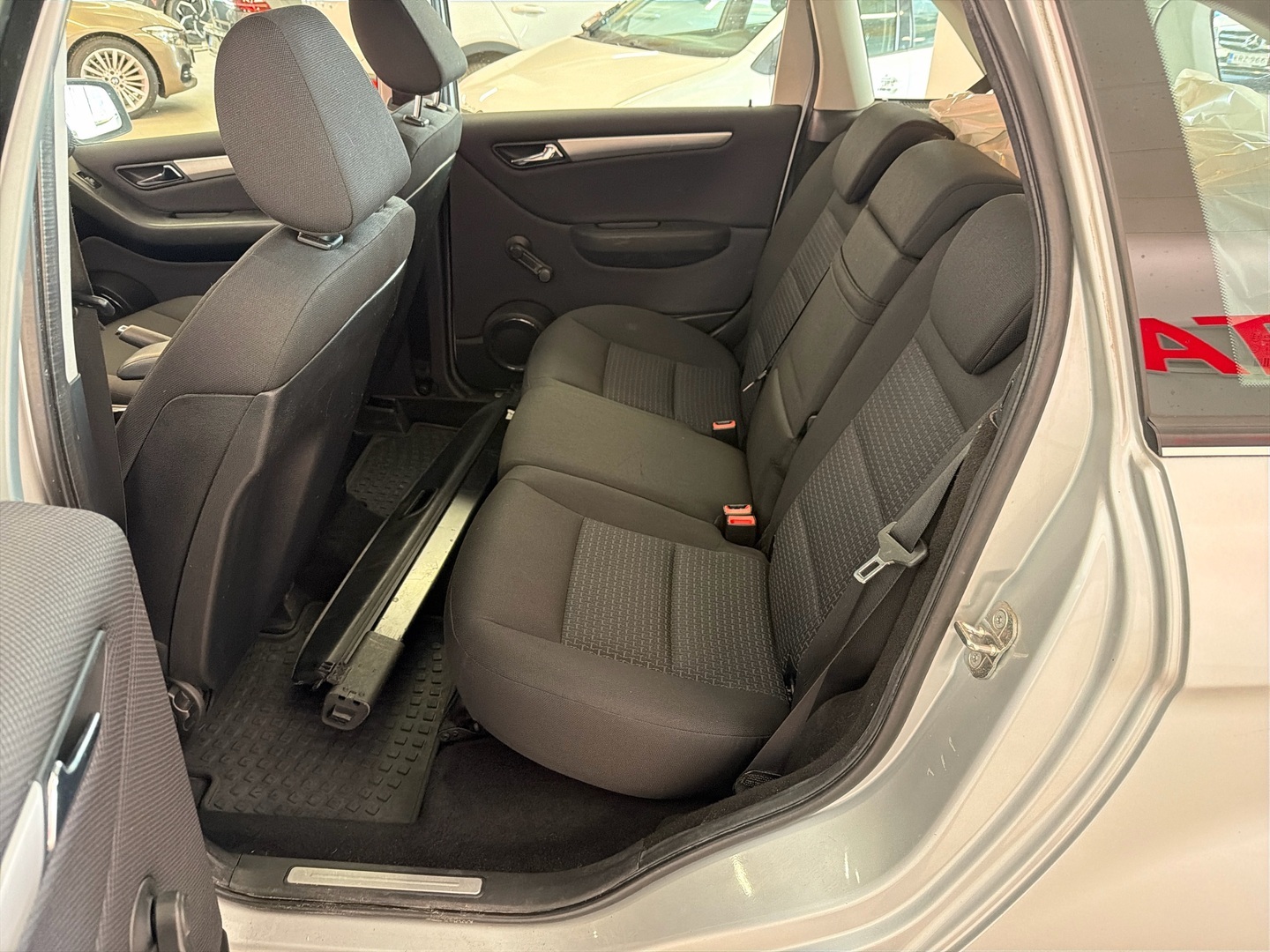MERCEDES-BENZ B 2009