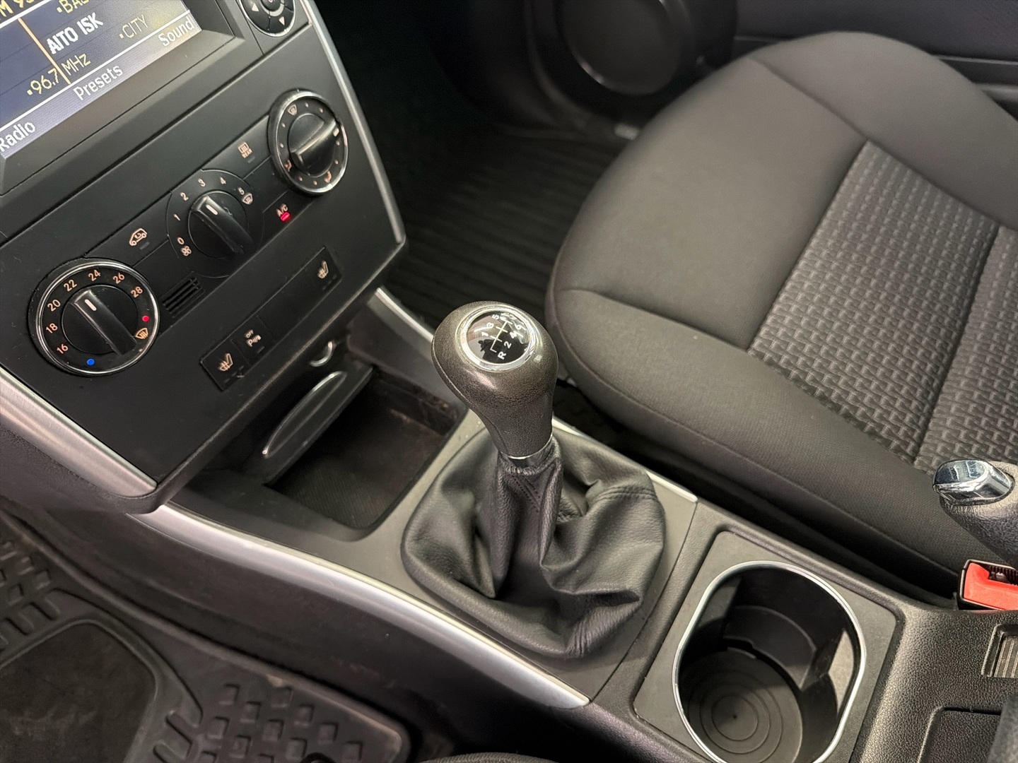 MERCEDES-BENZ B 2009