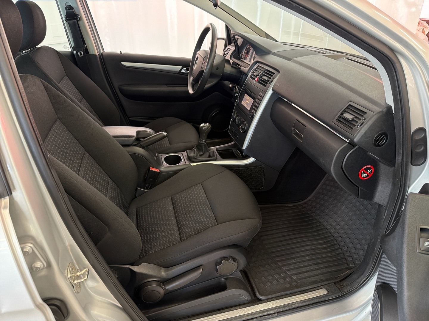 MERCEDES-BENZ B 2009