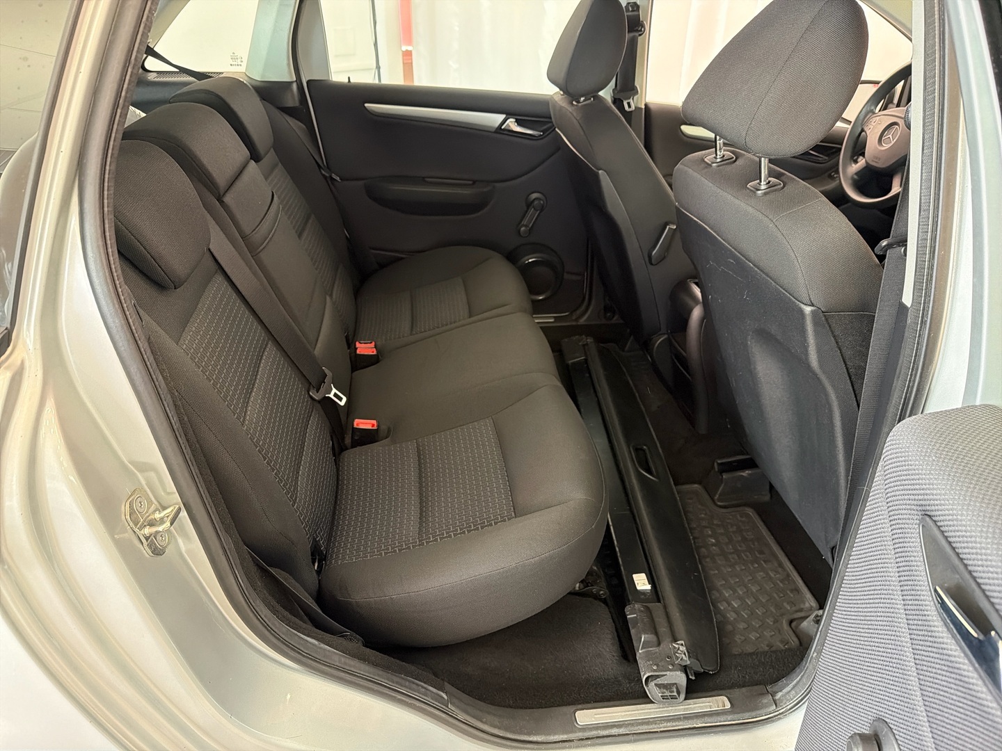MERCEDES-BENZ B 2009