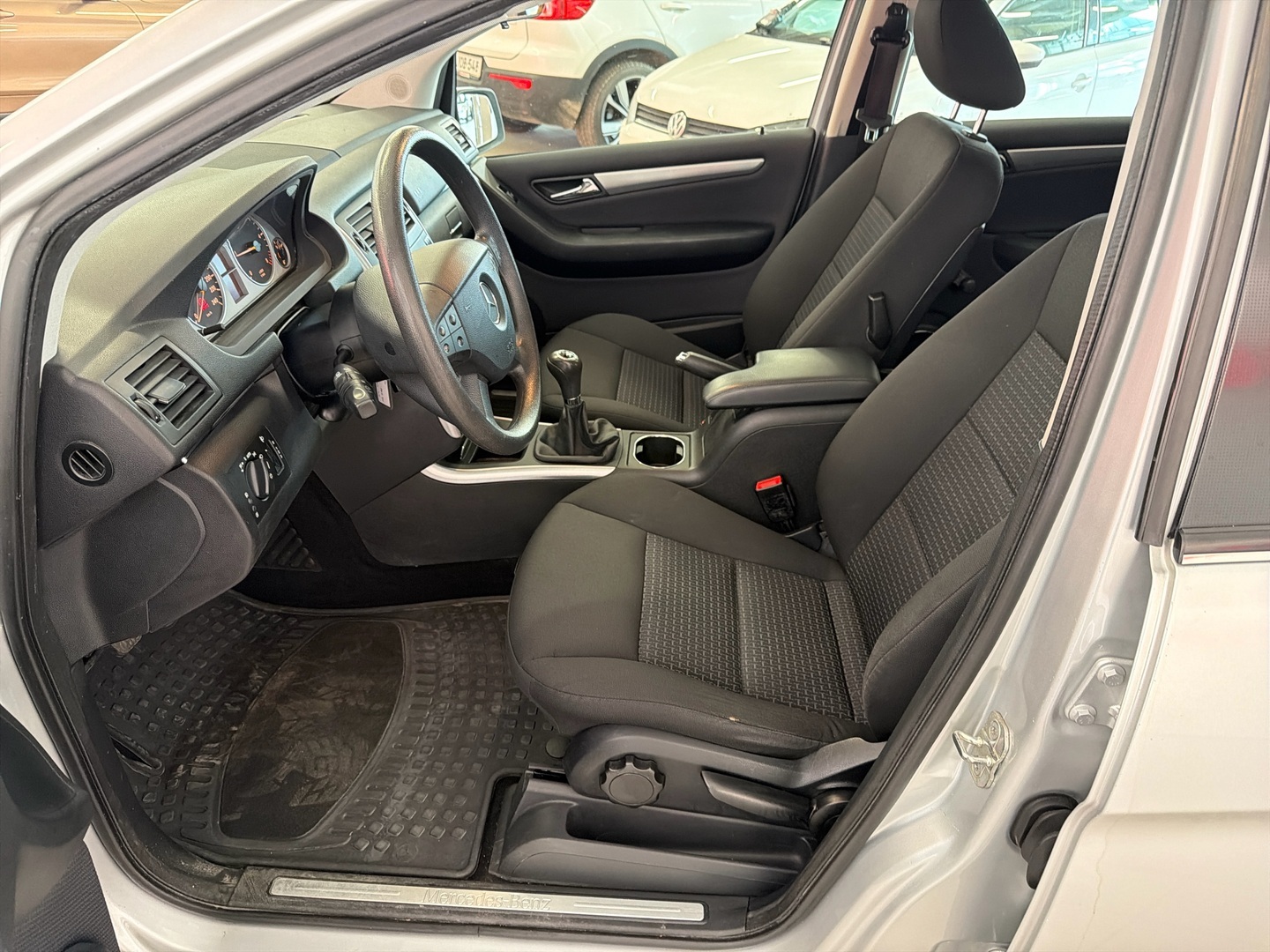 MERCEDES-BENZ B 2009