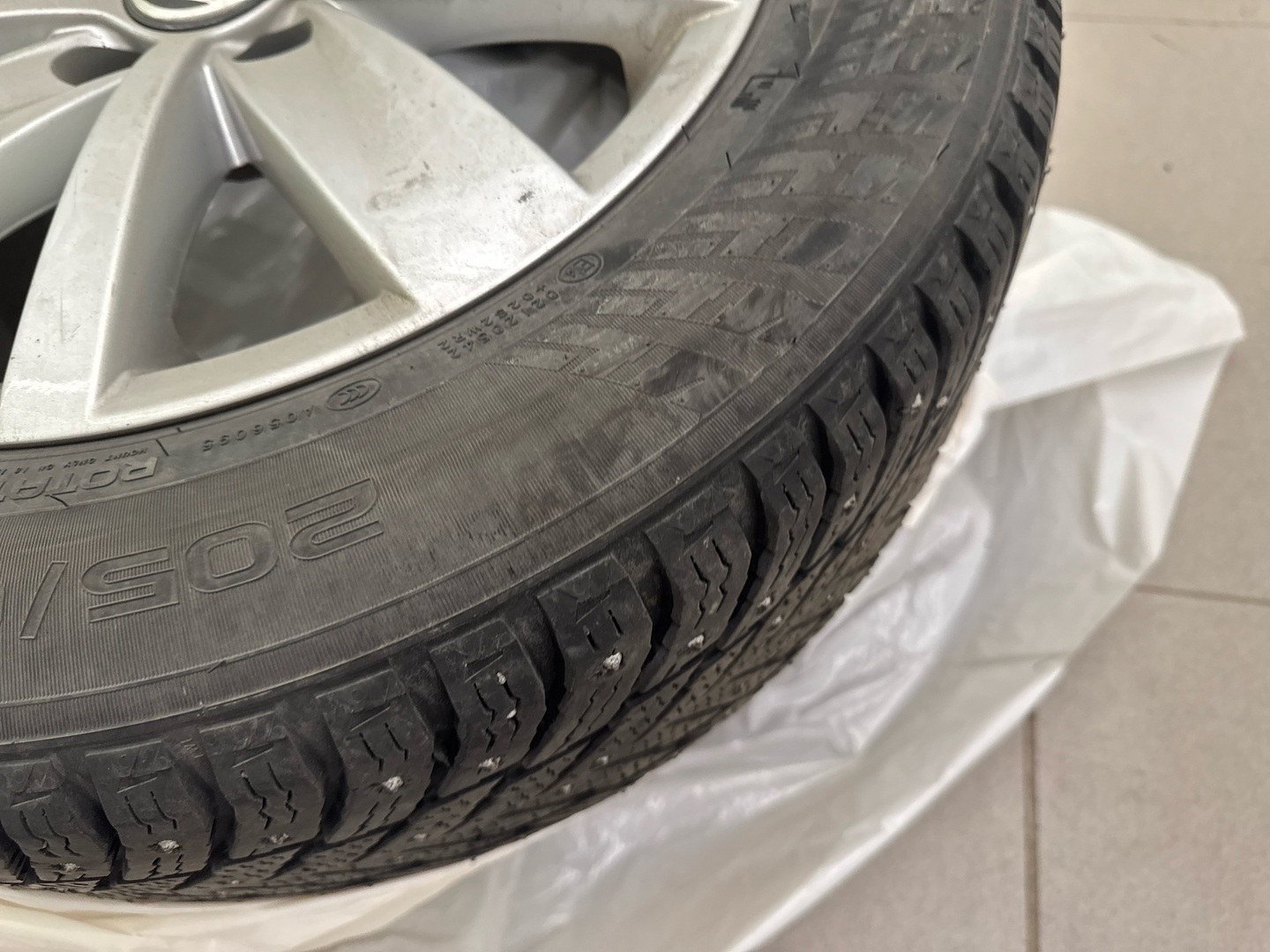 VOLKSWAGEN Passat 2011