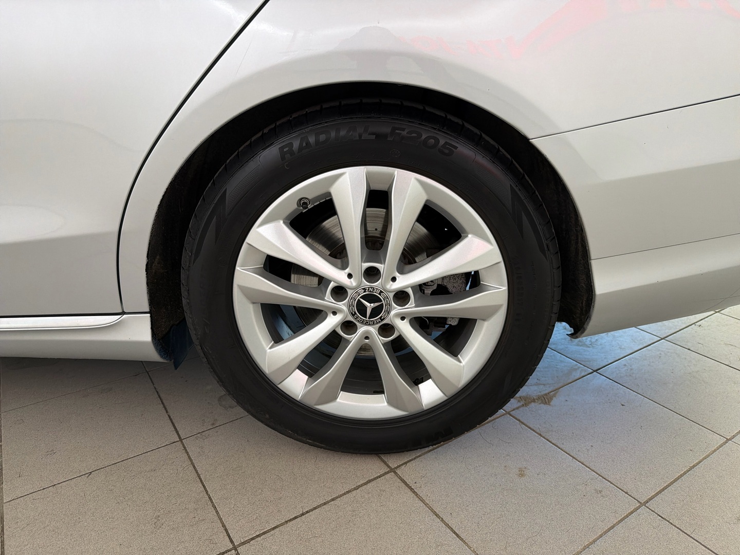 MERCEDES-BENZ C 2019