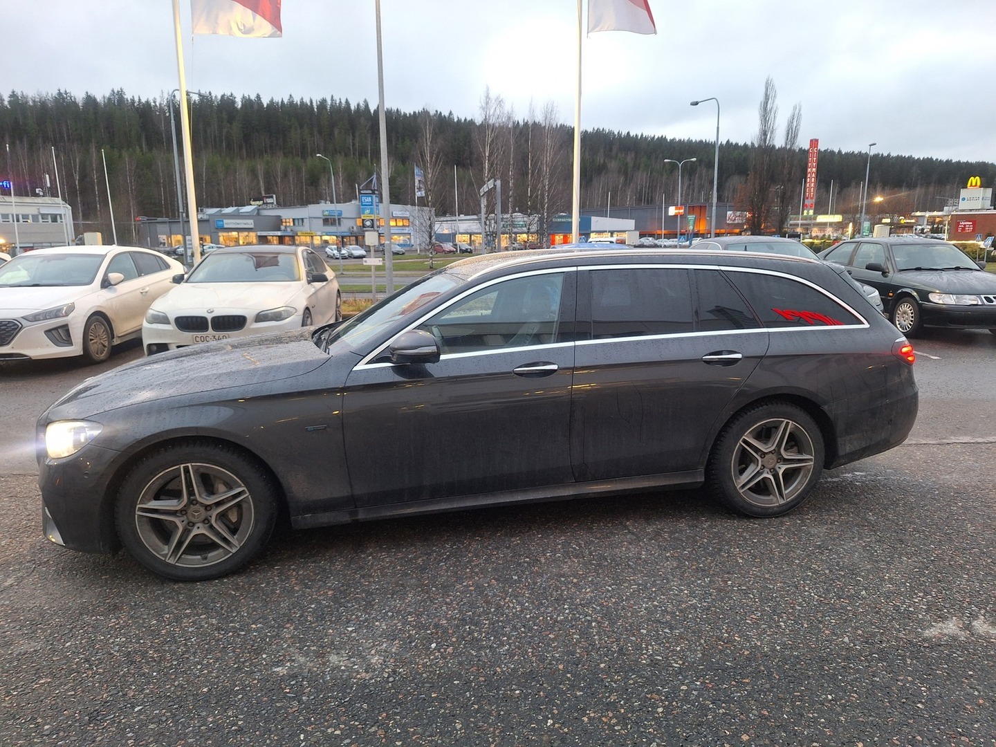 MERCEDES-BENZ E 2021