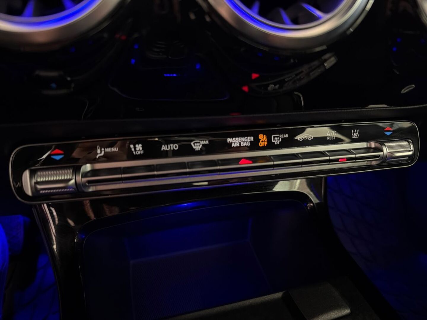 MERCEDES-BENZ CLA 2023
