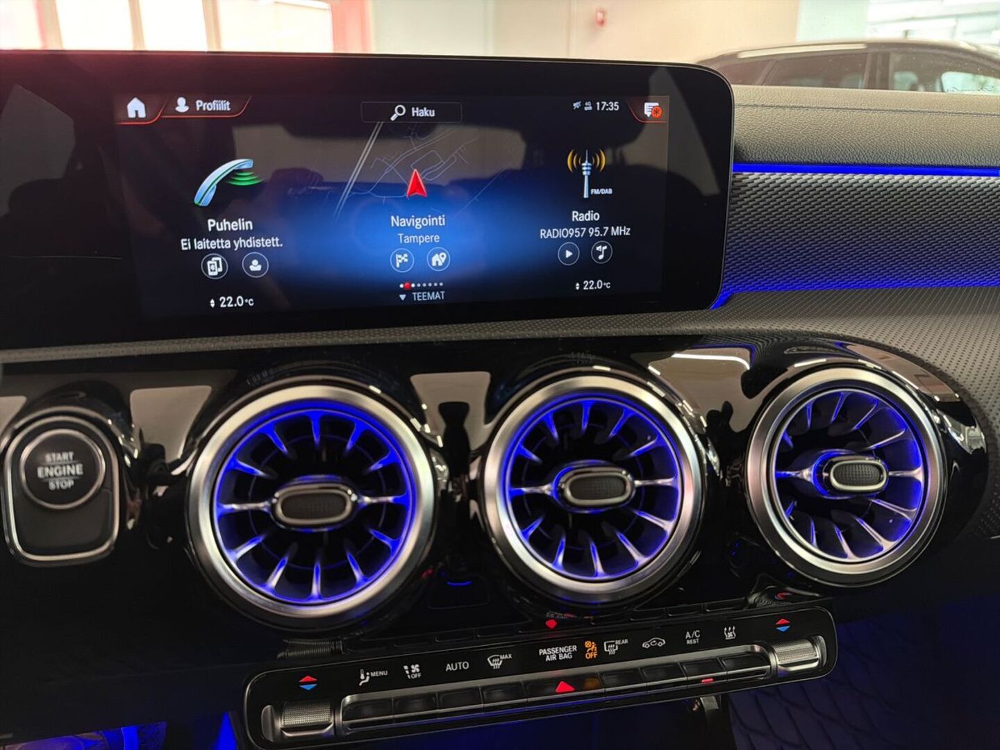 MERCEDES-BENZ CLA 2023