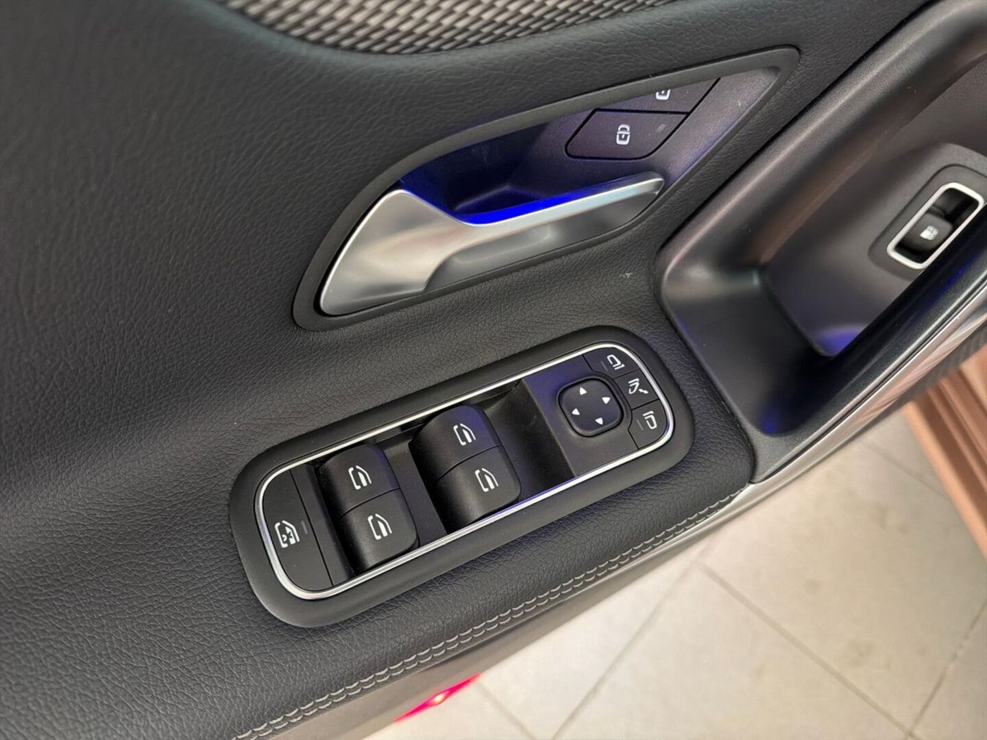 MERCEDES-BENZ CLA 2023