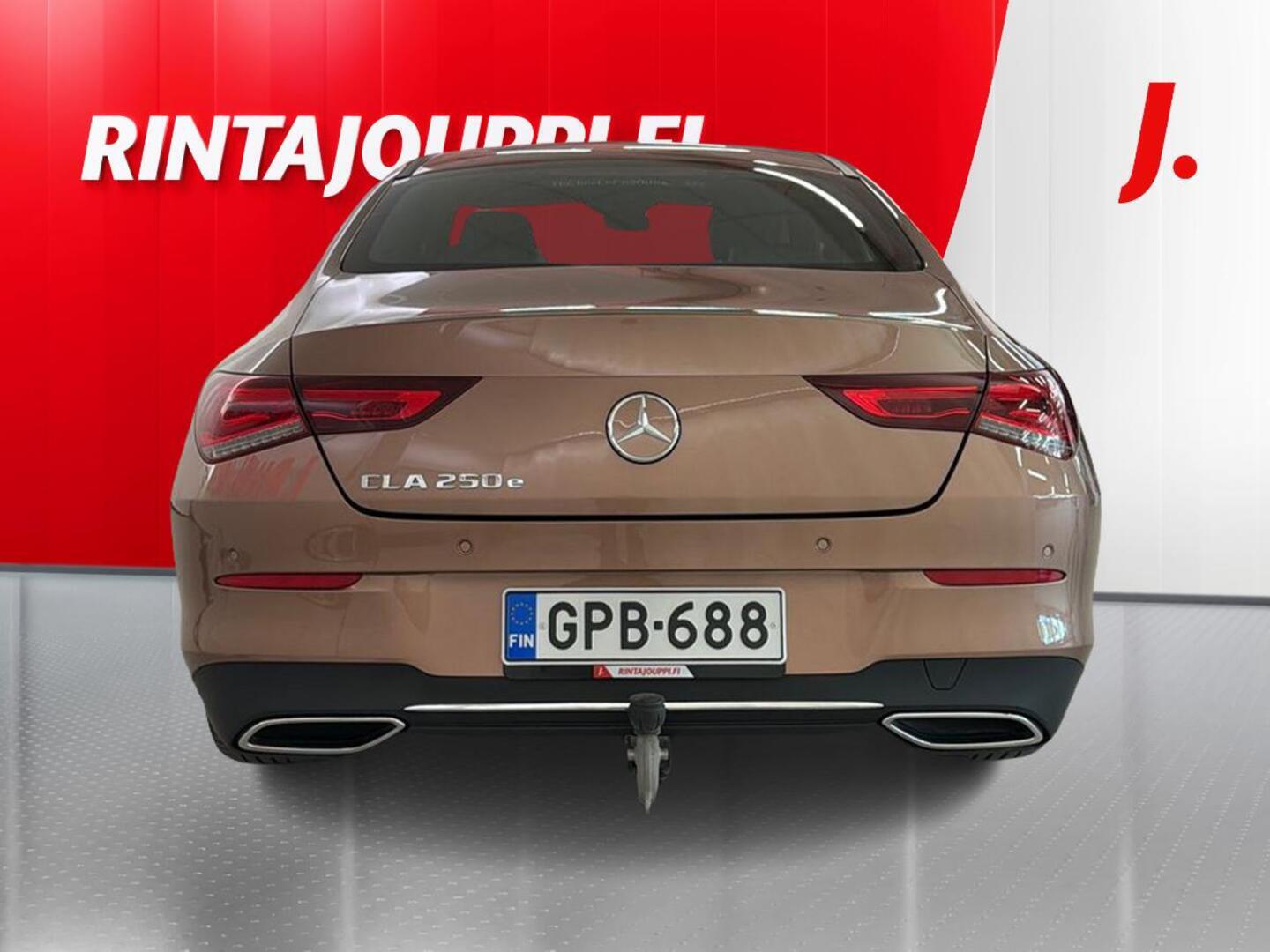 MERCEDES-BENZ CLA 2023
