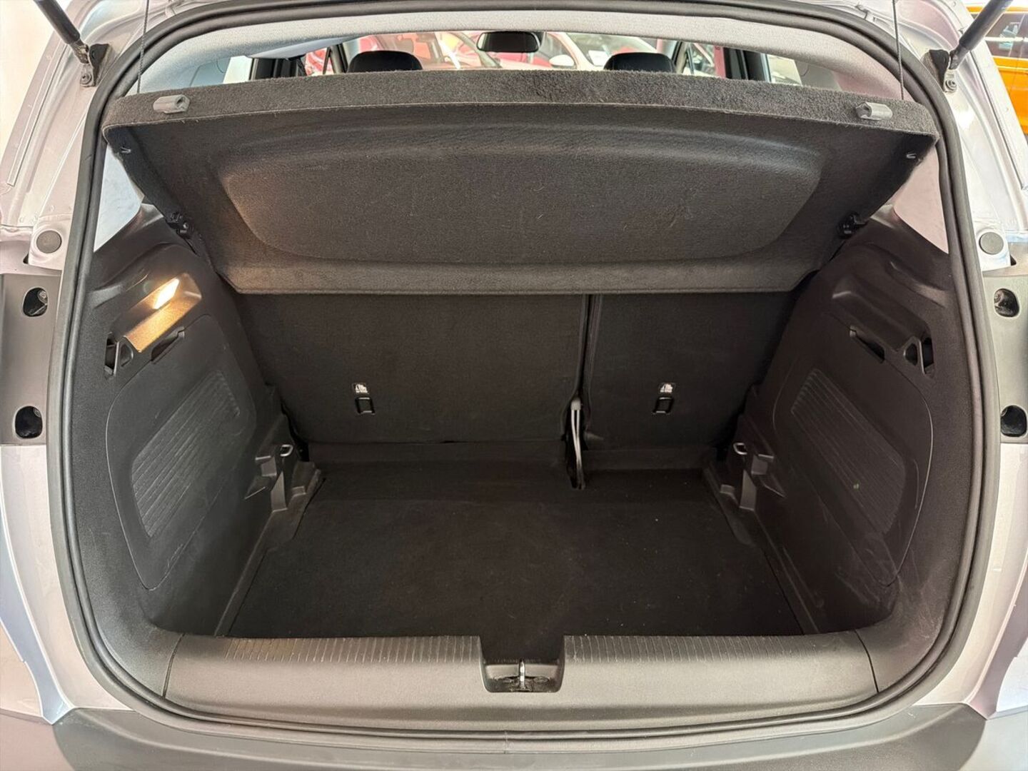 OPEL Crossland 11