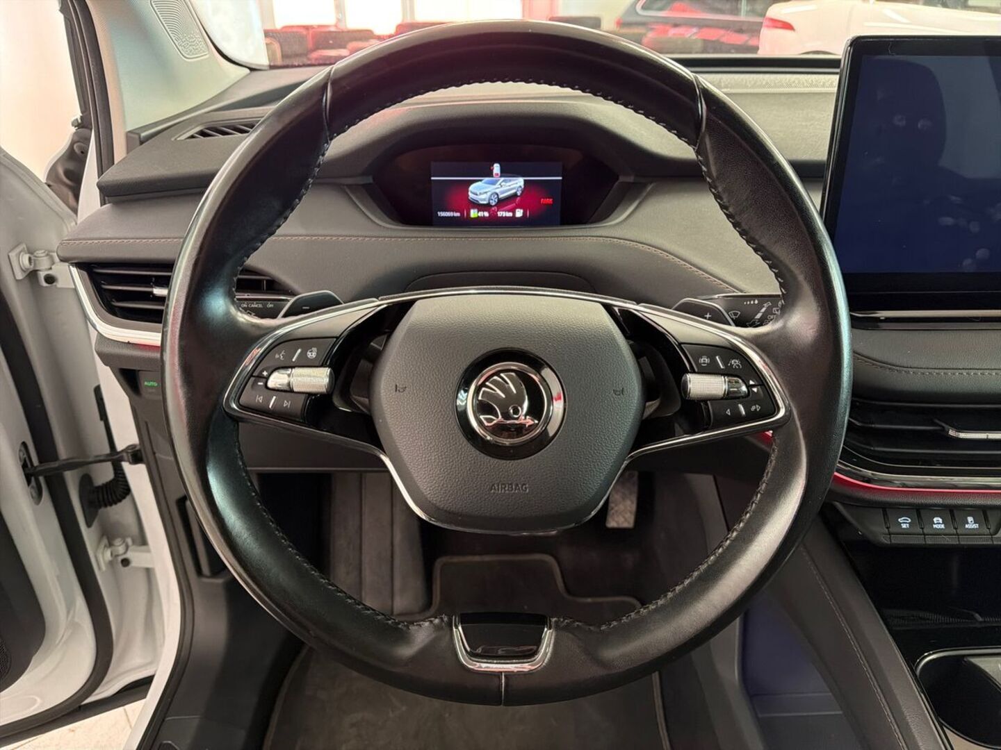 SKODA Enyaq 2022