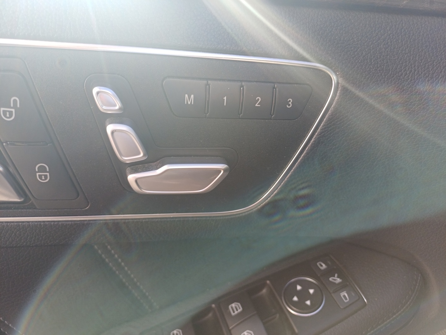 MERCEDES-BENZ E 2013