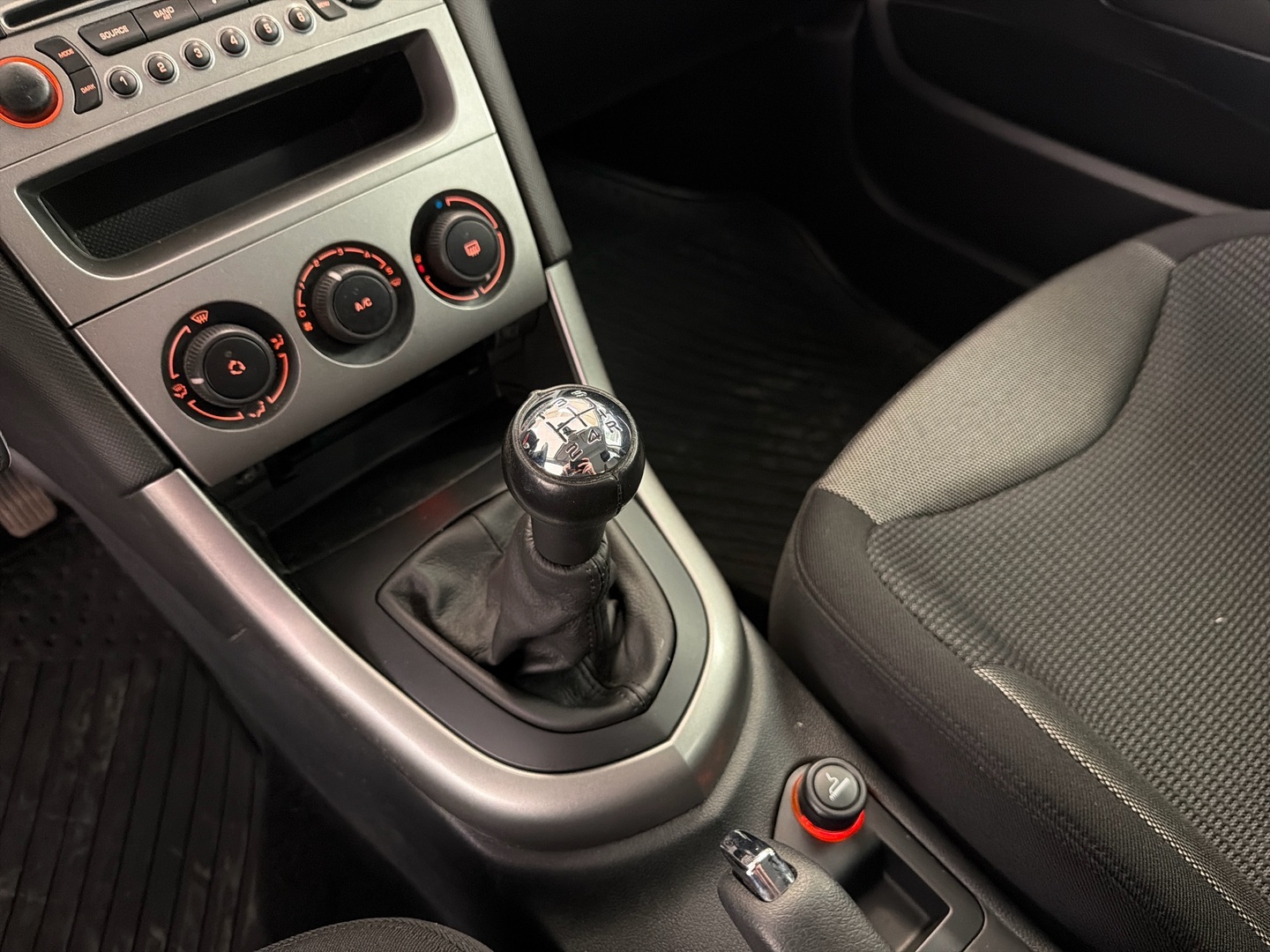 PEUGEOT 308 2008