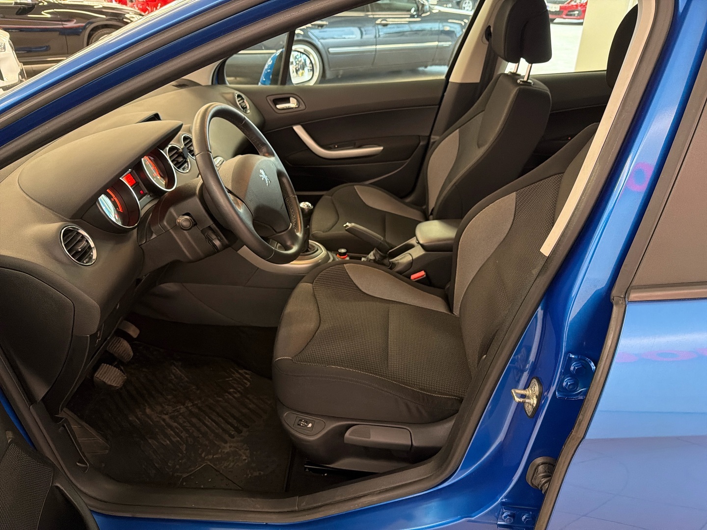 PEUGEOT 308 2008