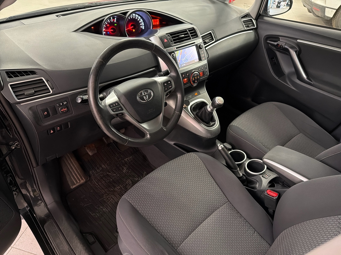 TOYOTA Verso 2013