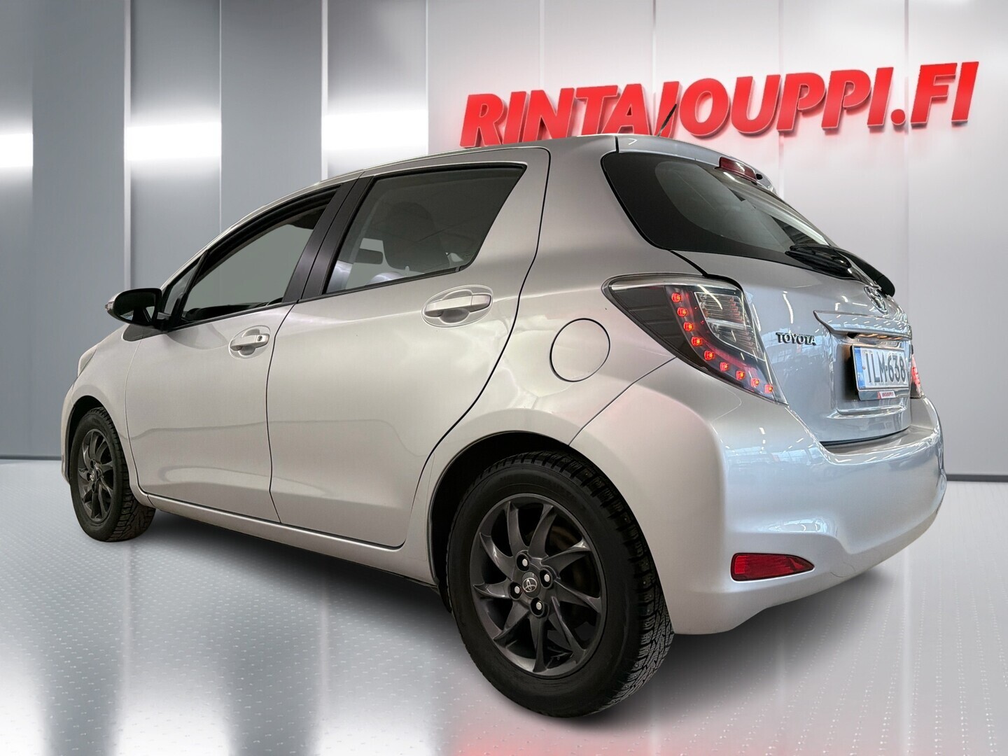 TOYOTA Yaris 2014