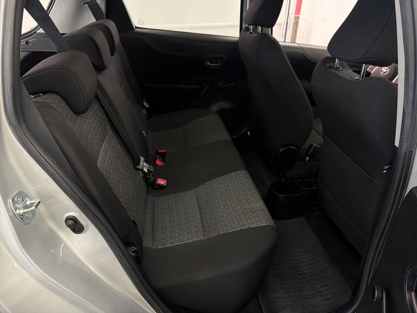 TOYOTA Yaris 2014