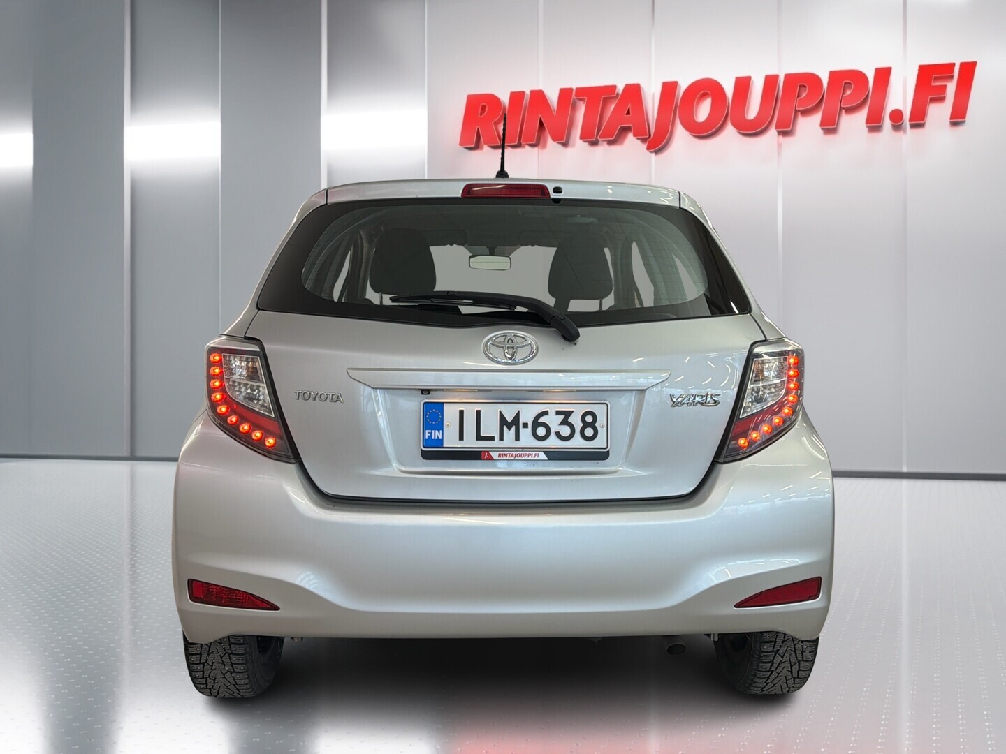 TOYOTA Yaris 2014