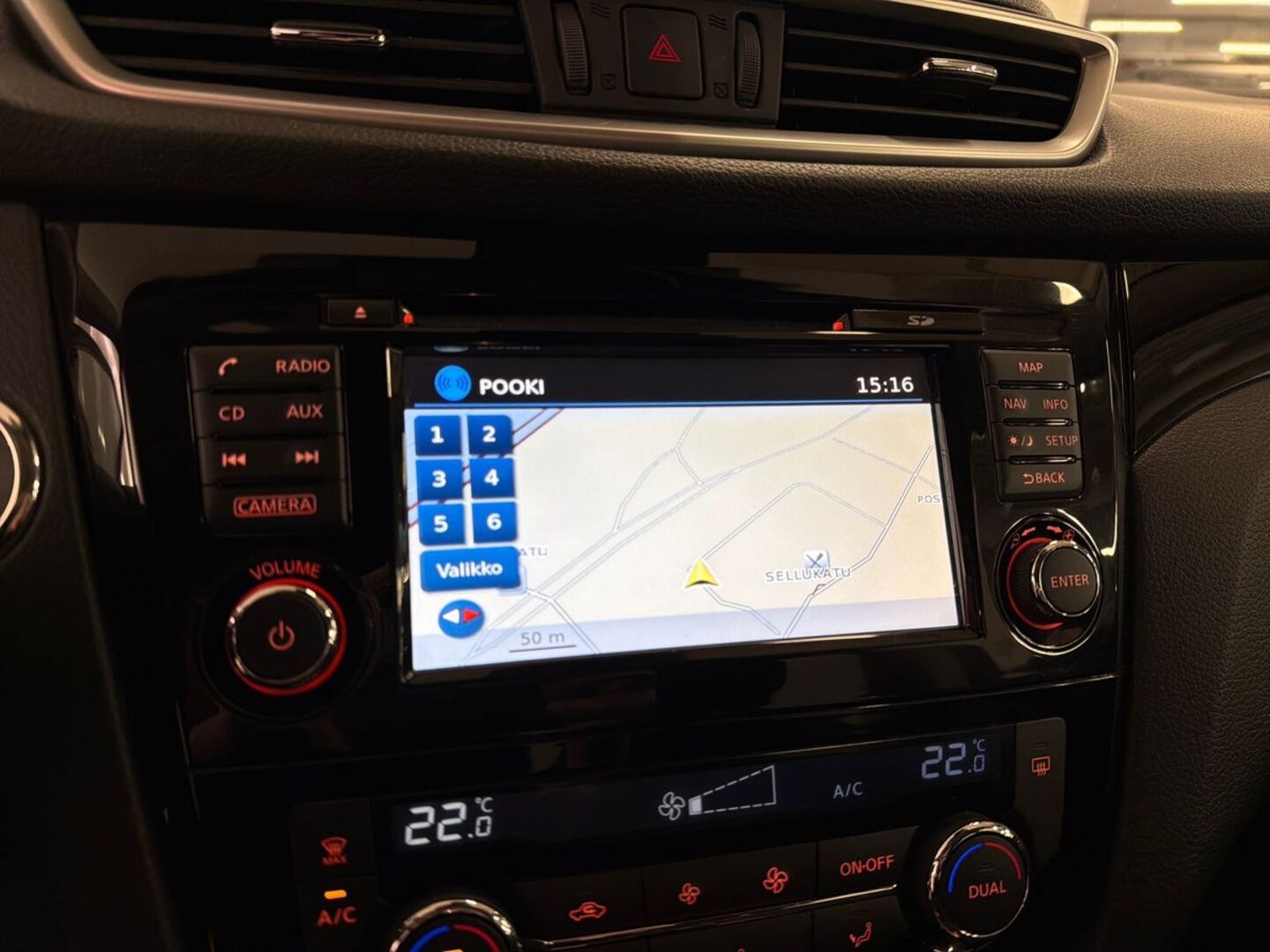 NISSAN Qashqai 2017
