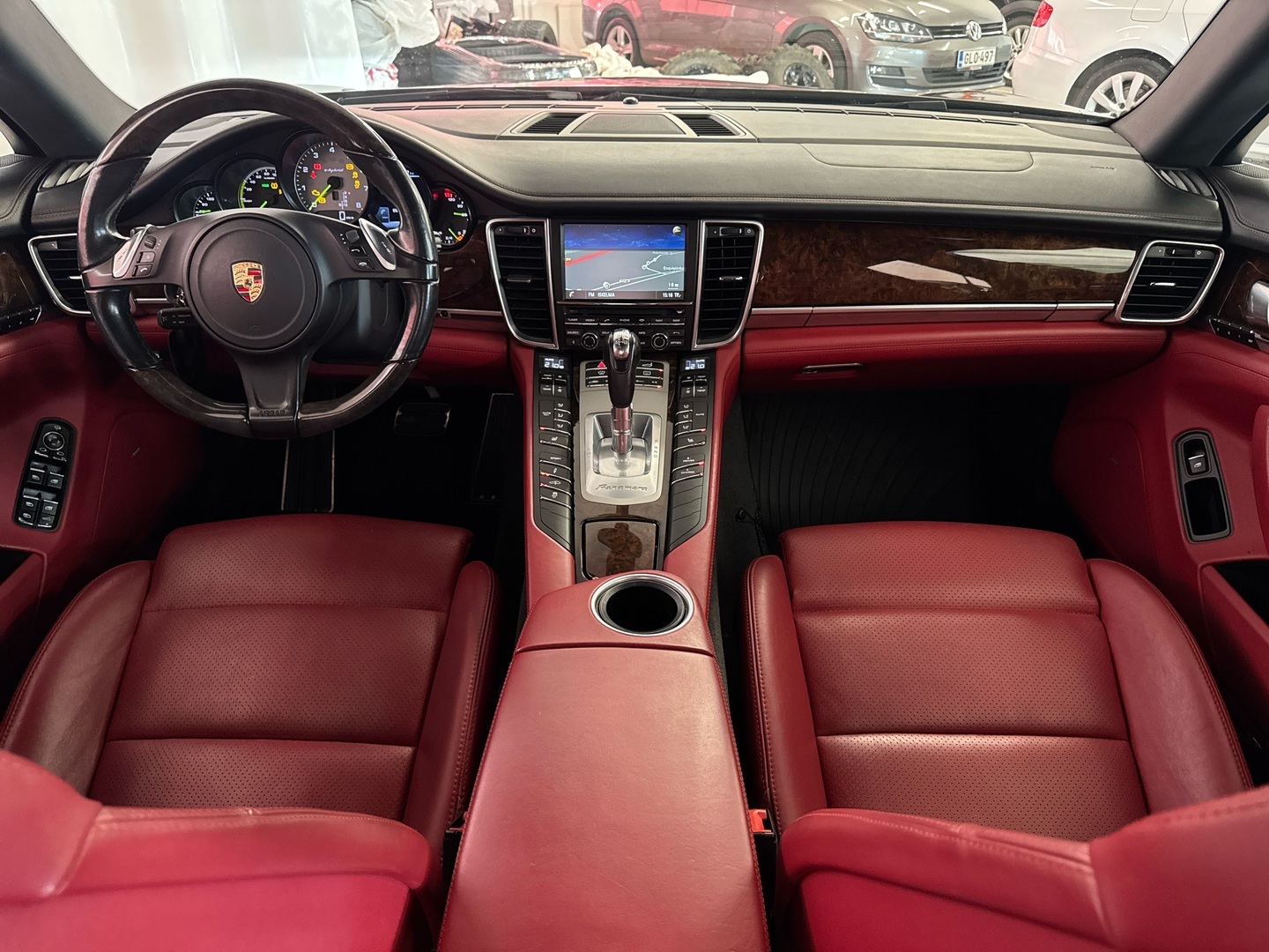 PORSCHE Panamera 2015