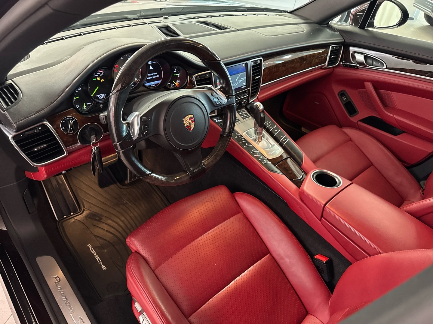 PORSCHE Panamera 2015