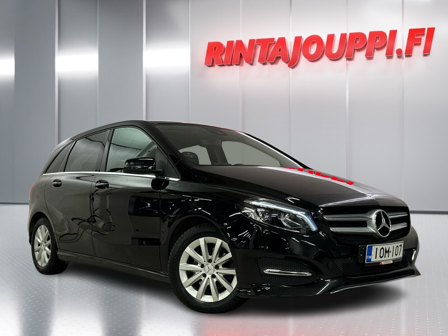 MERCEDES-BENZ B 2015