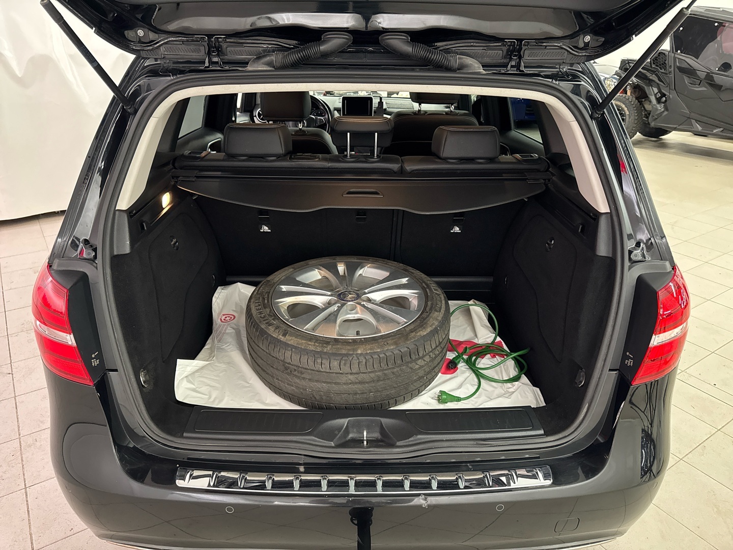 MERCEDES-BENZ B 2015