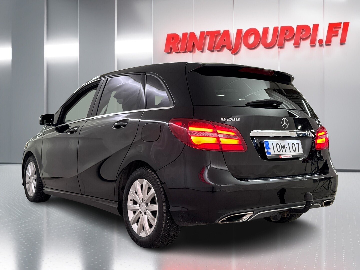 MERCEDES-BENZ B 2015