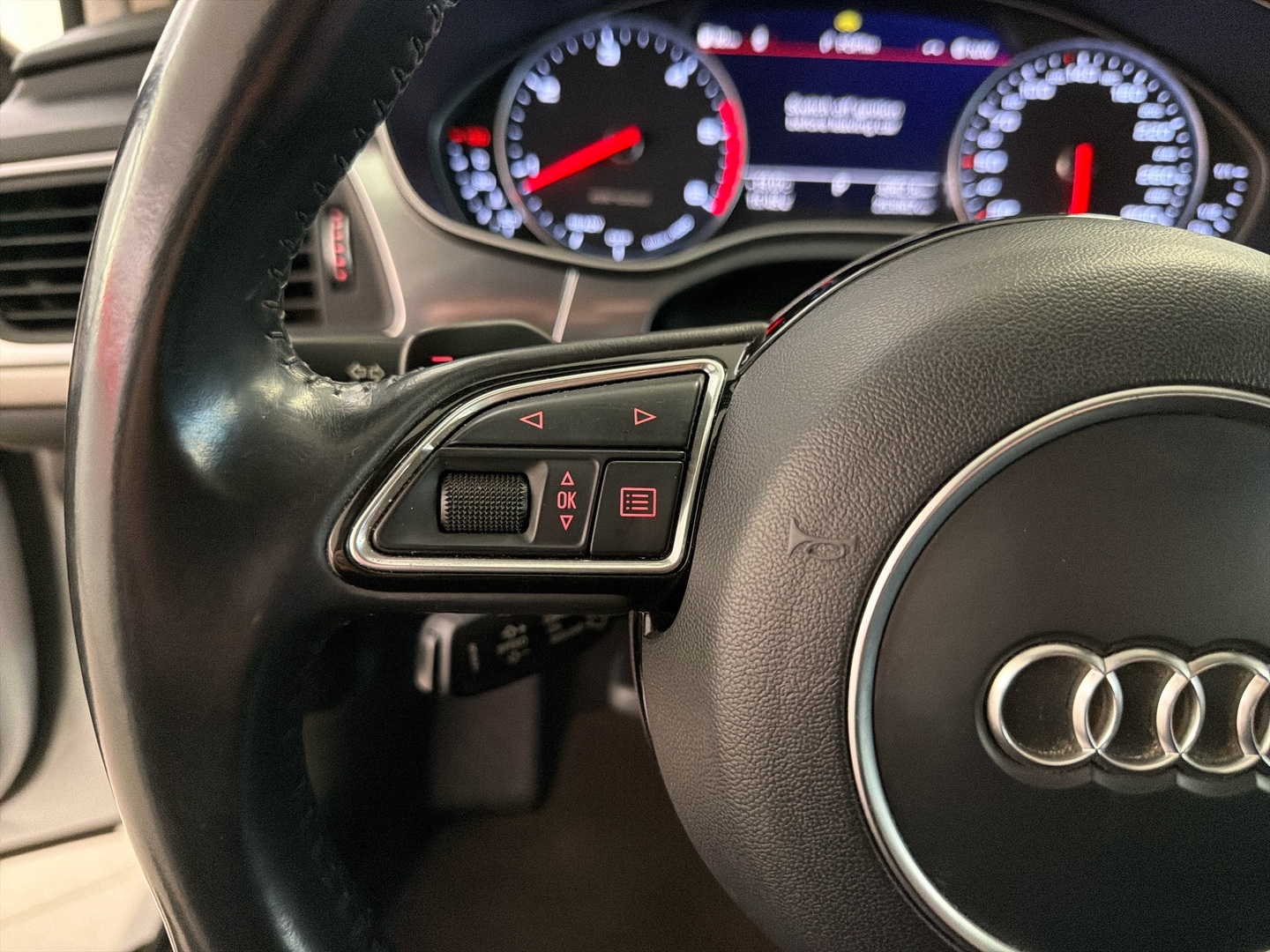 AUDI A6 allroad quattro 2016