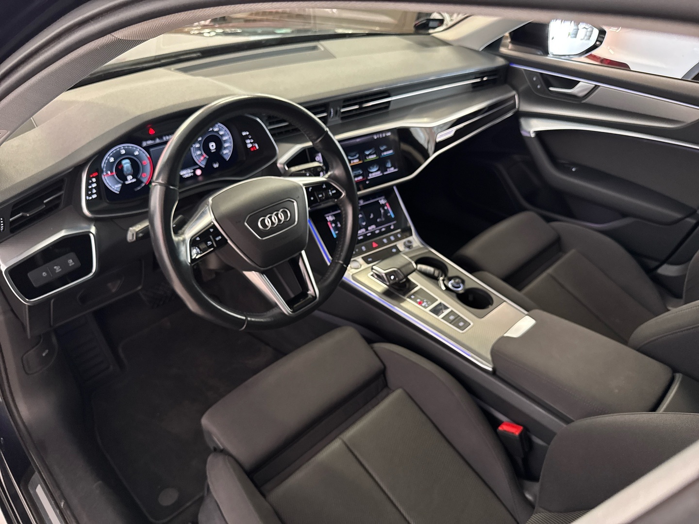 AUDI A6 2019